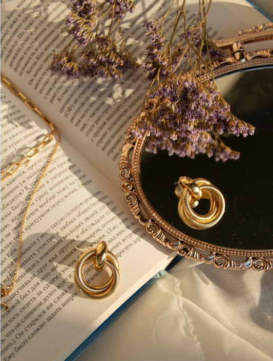 AM-PM COLLECTION A DAY IN THE LIFE WITH EVERYDAY JEWELLERY