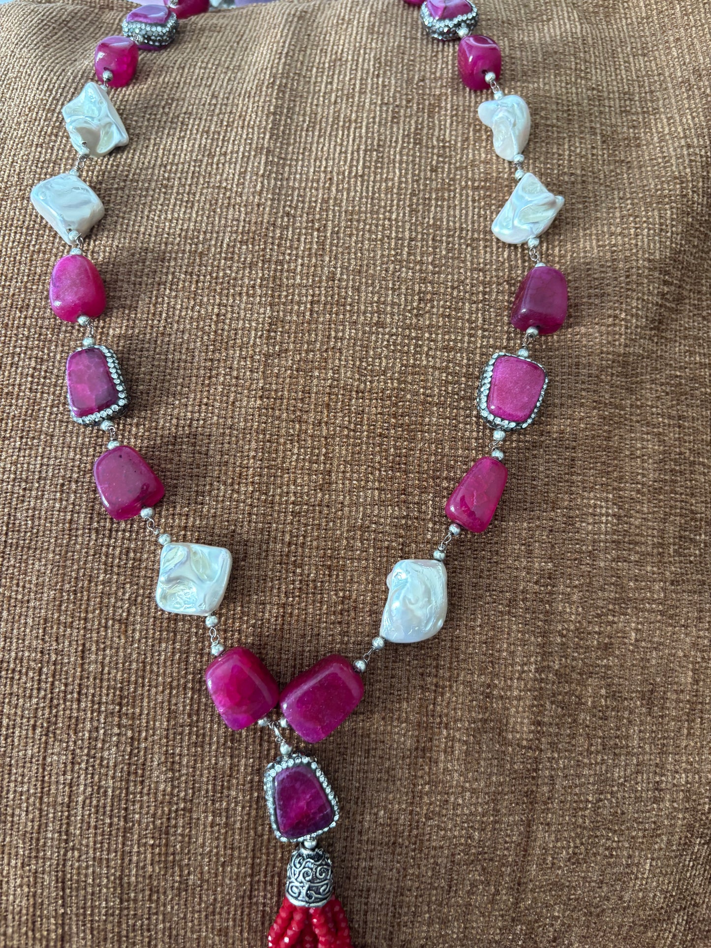 Ruby Pearls Necklace with Earrings
