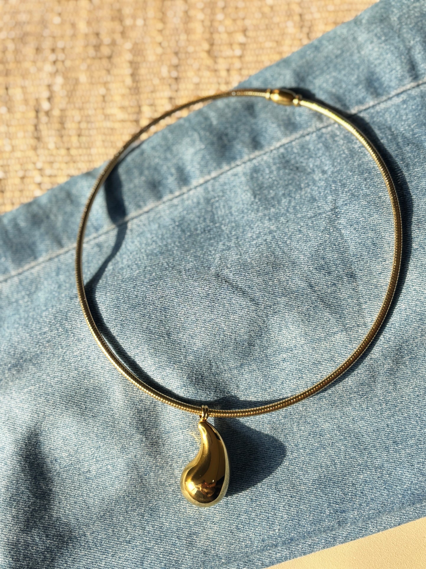 Tear Drop Chain Necklace