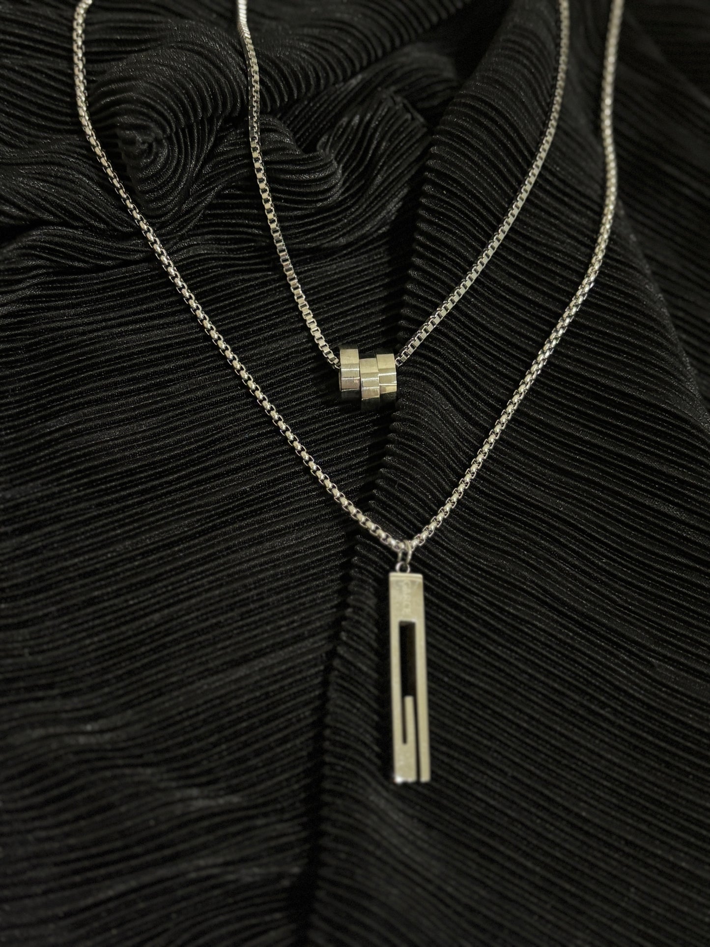 Double Layered Pendant Chain
