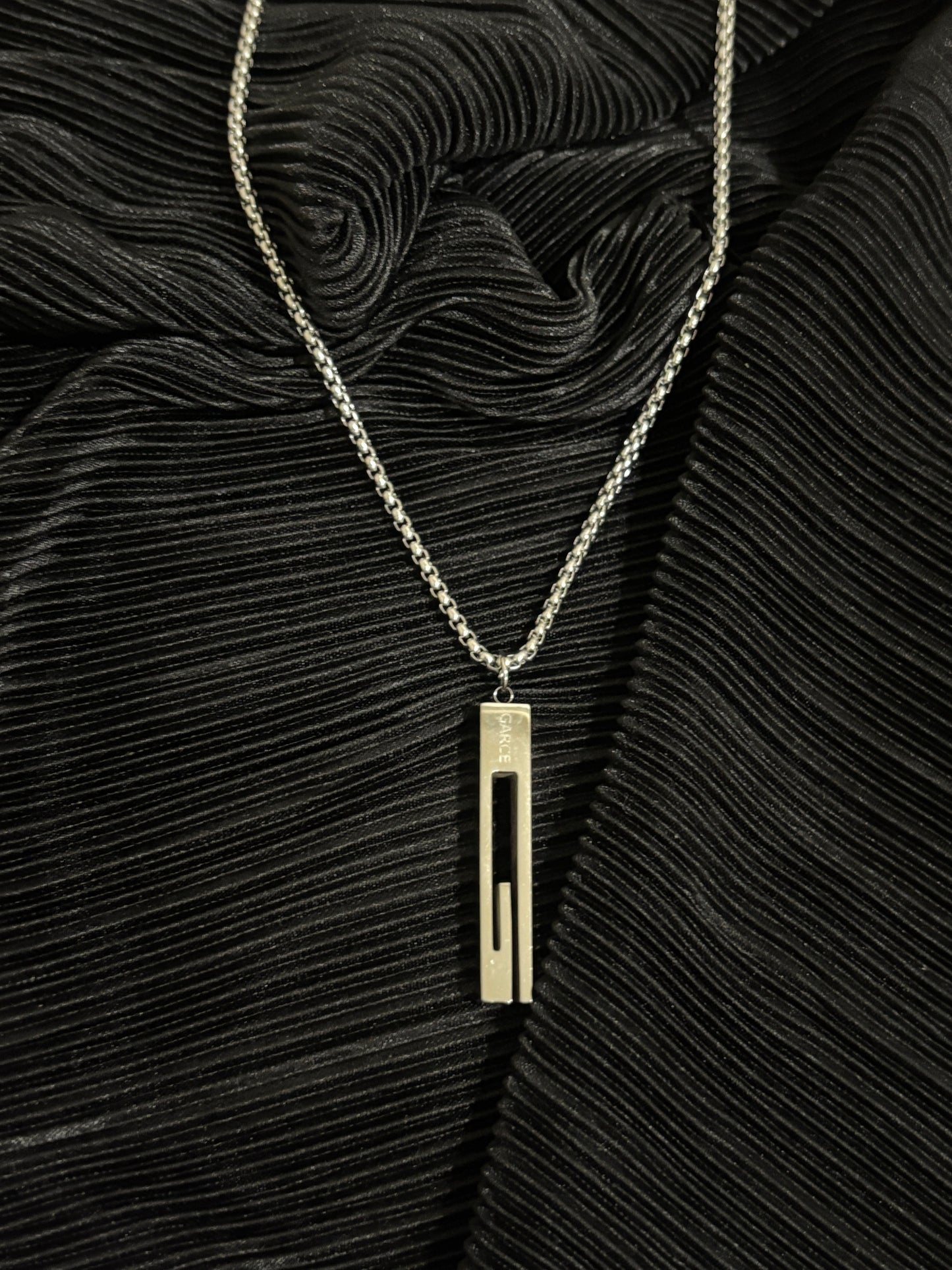 Double Layered Pendant Chain