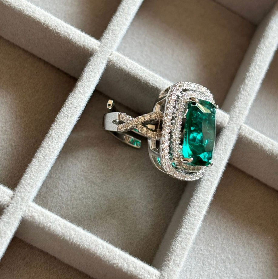 Aria Ring