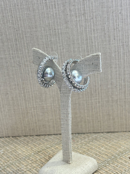 Grey Pearl Earrings