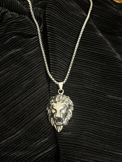 Mens Lion Pendant Necklace