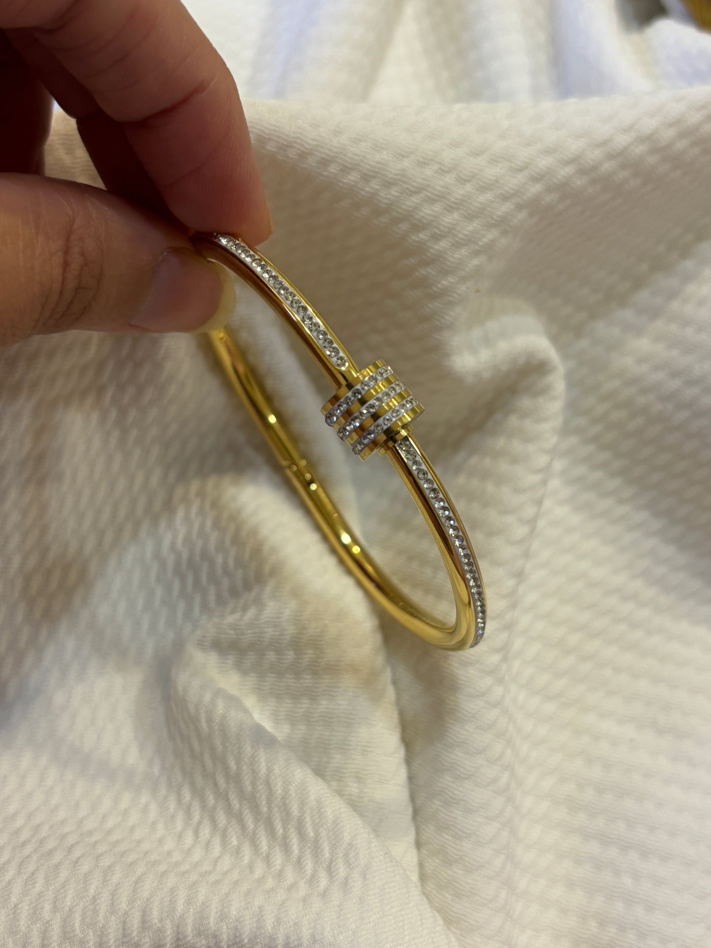 Twisted Bangle Bracelet