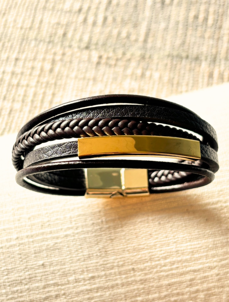 https://blingupp.com/products/brown-golden-leather-bracelet