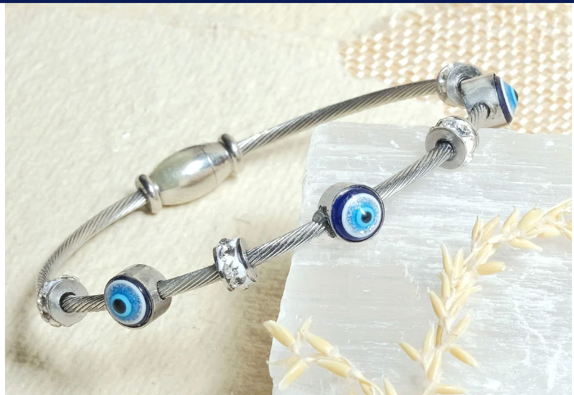 https://blingupp.com/products/evil-eye-bracelet-1