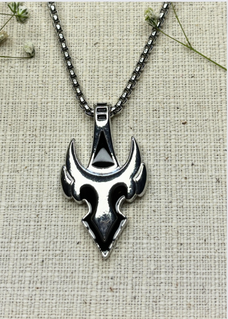 Arrow Design Mens Pendant  Chain