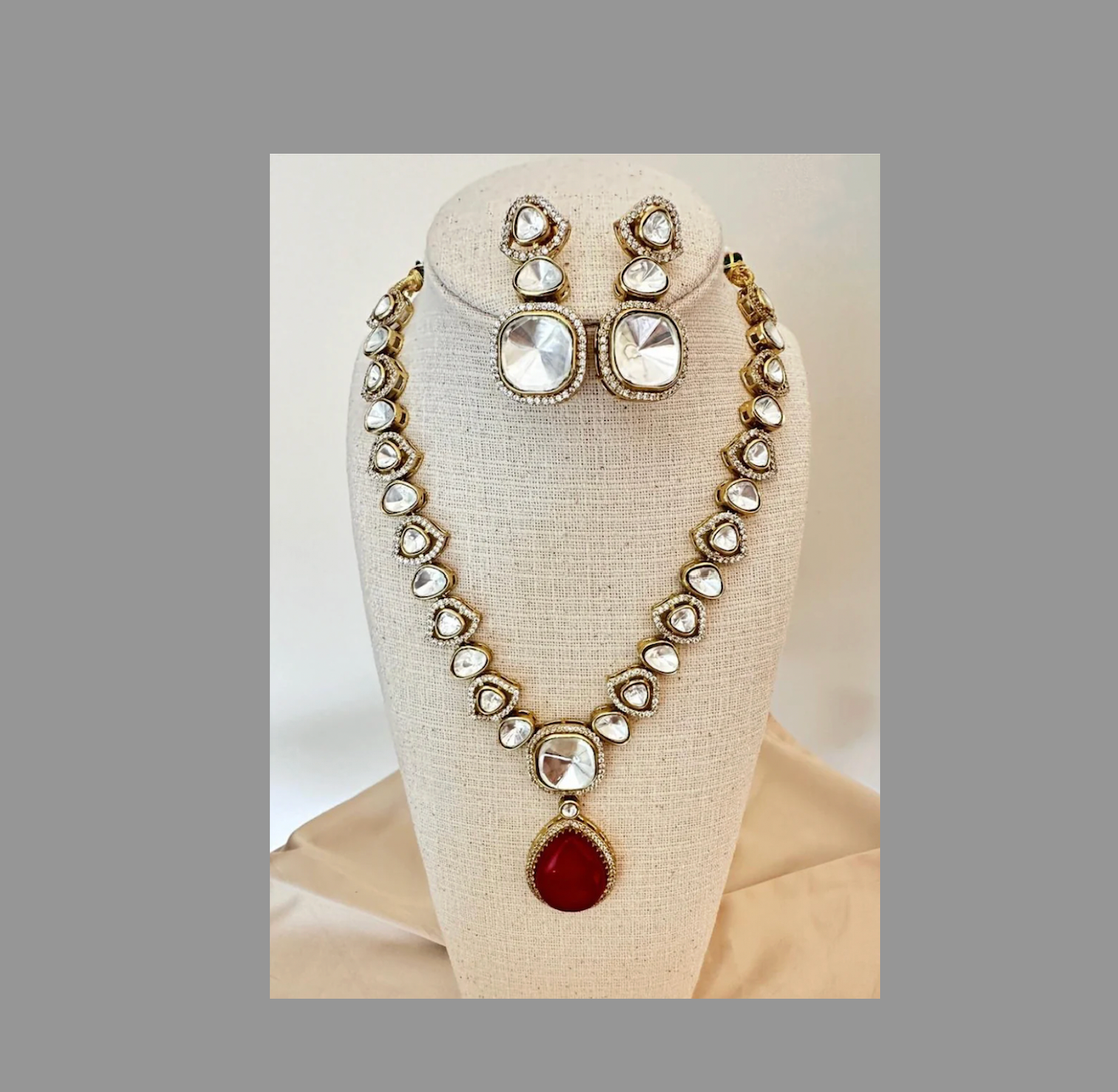 Kundan Necklace Set with Earrings