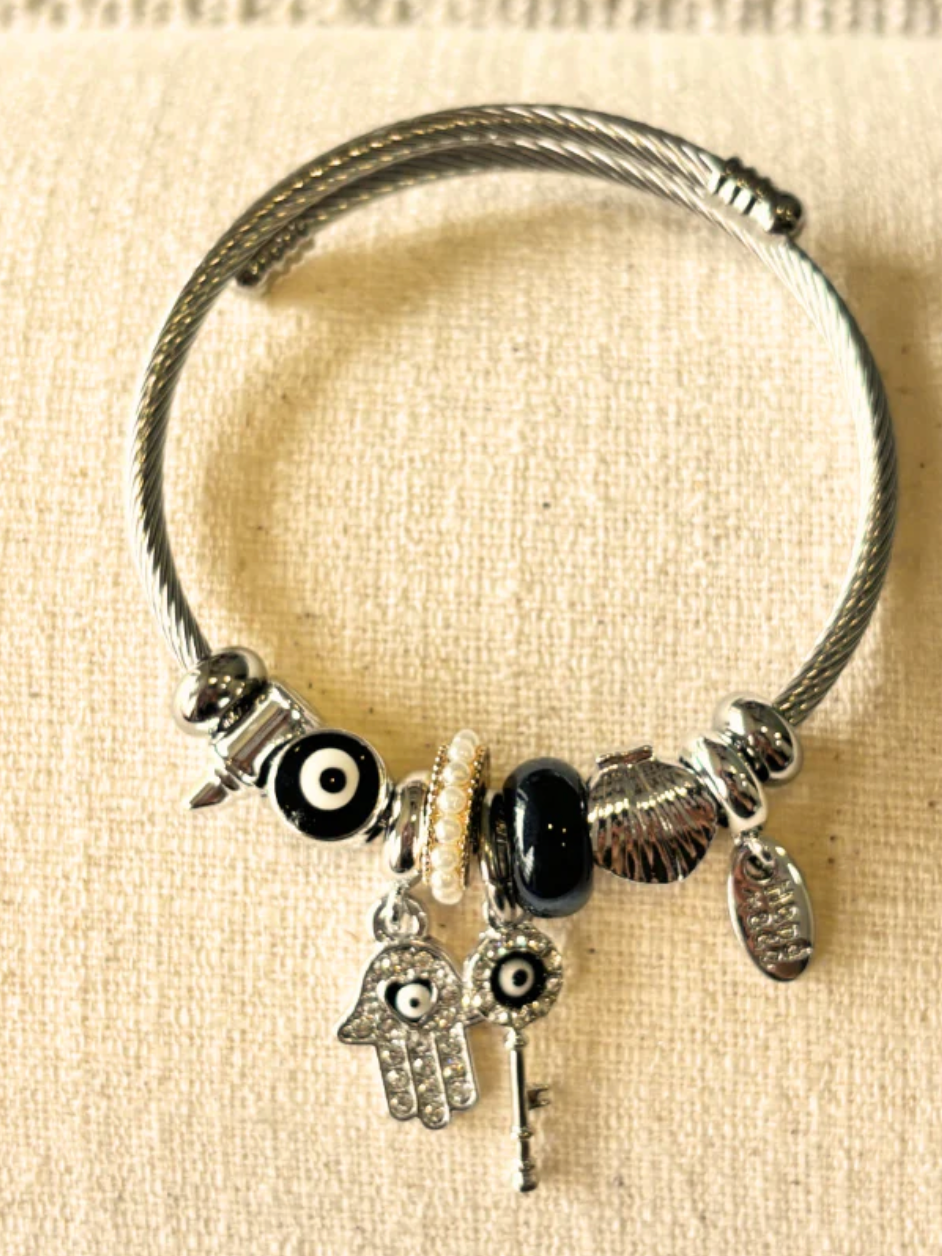 Hamza Pandora Bracelet