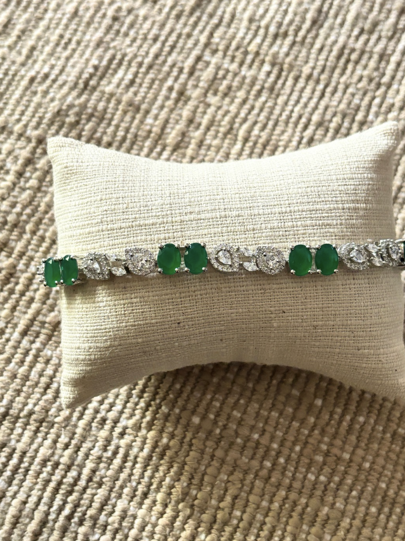 Darpan Emerald Tennis Bracelet