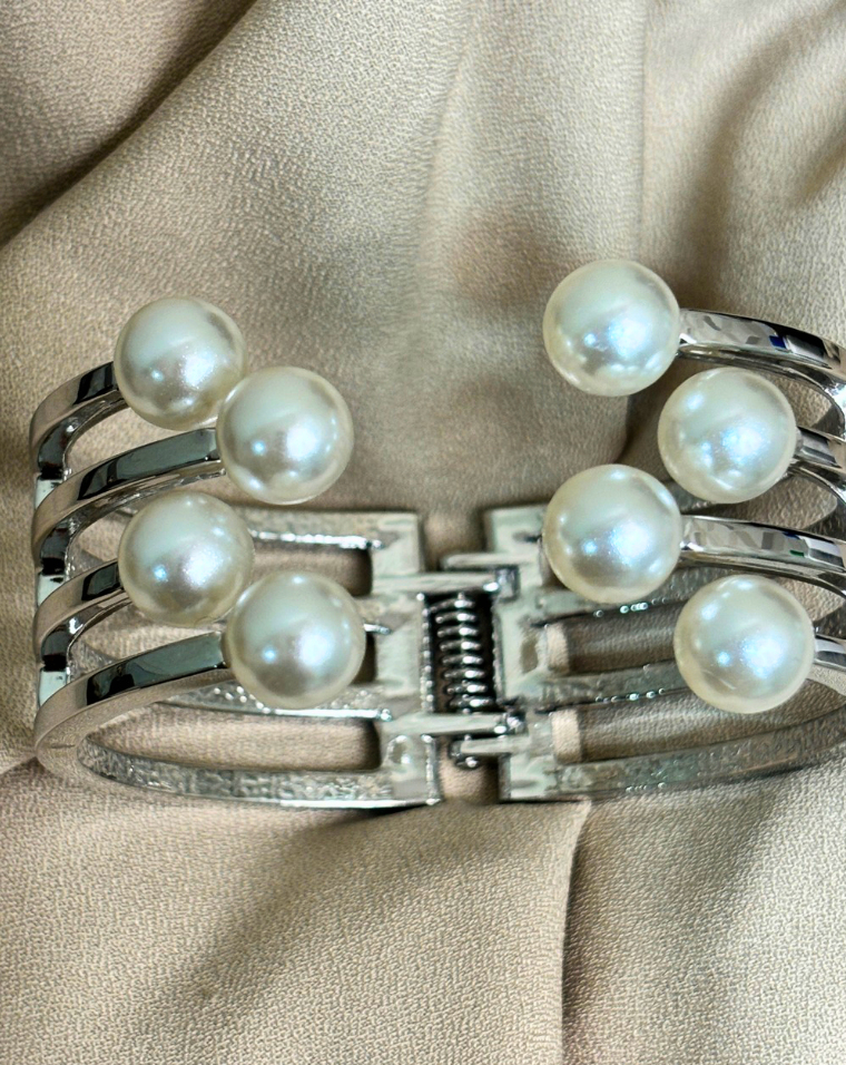 Rebecca Pearl Bracelet