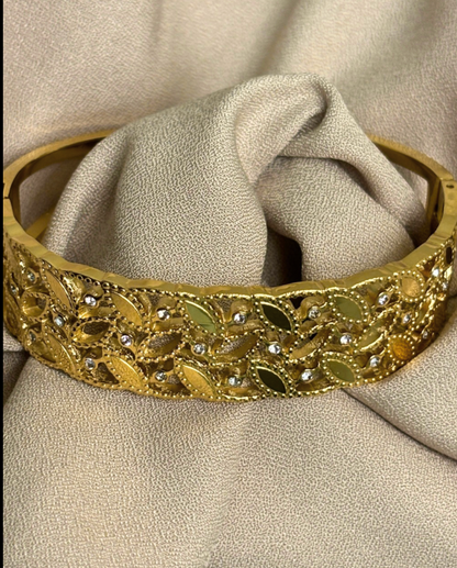 Cutwork Golden Bracelet