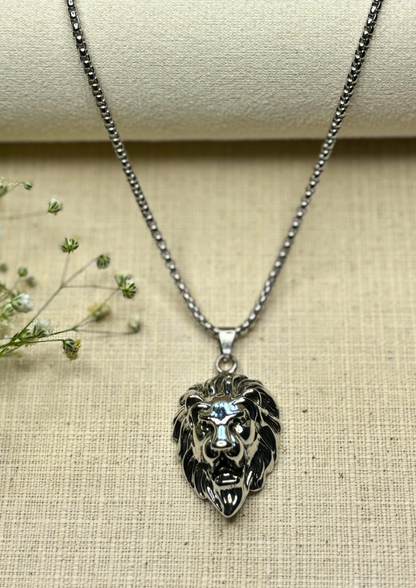 Mens Lion Pendant Necklace