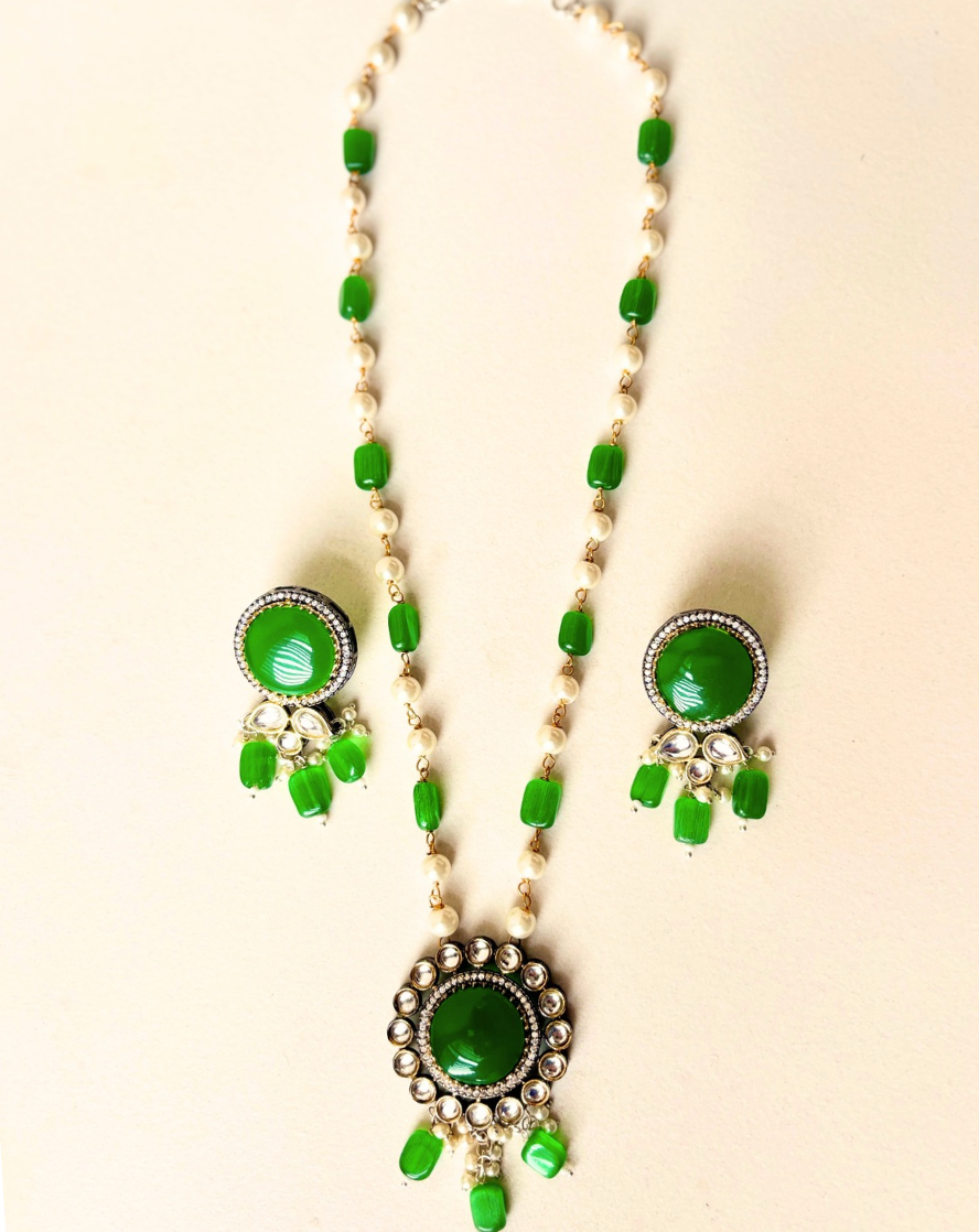 Green Beaded Necklace with earrings